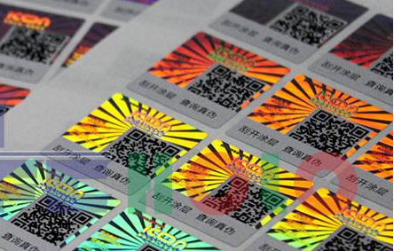 激光二維碼防偽標簽平張技術(shù)